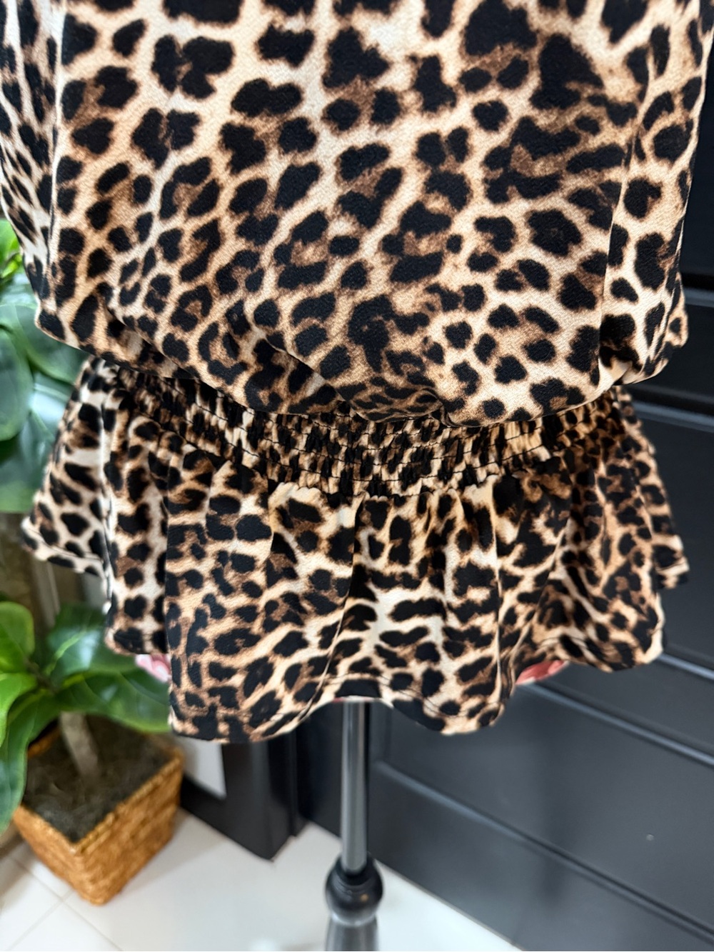 Adrienne Vittadini Leopard Print V-Neck Ruffle Hem Top - Brown Black - Picture 2 of 12